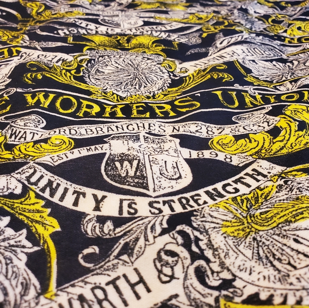 Gianfranco Ferre Workers Union Scarf - Picture 6 of 10
